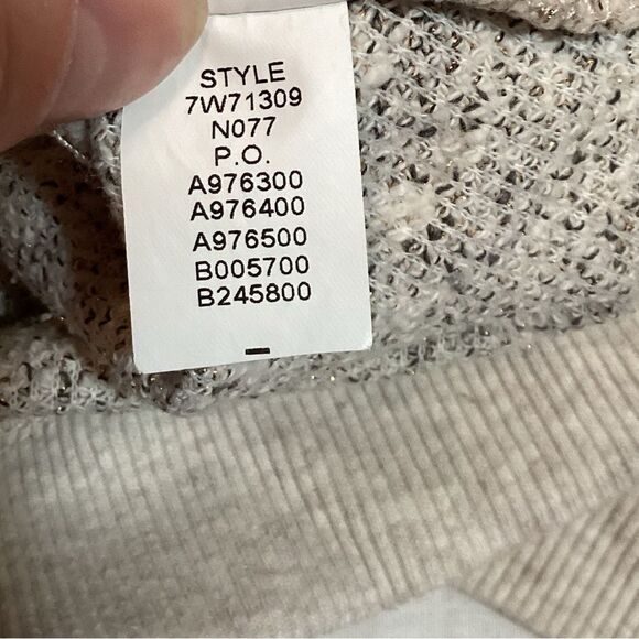 Lucky Lotus California Women's Casual Beige Sweater with Stud Accents Medium - Picture 5 of 9